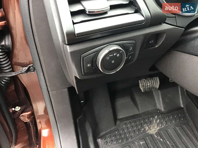 Седан Ford Fusion 2015 в Вінниці
