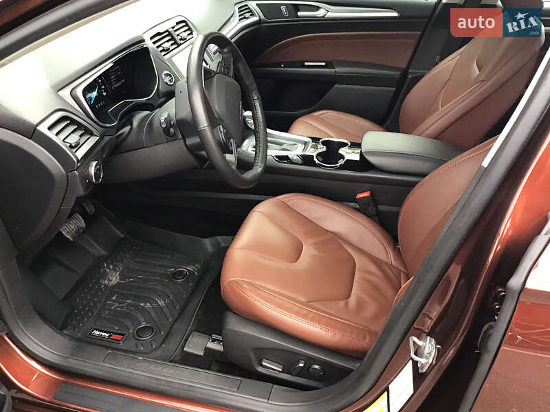 Седан Ford Fusion 2015 в Вінниці
