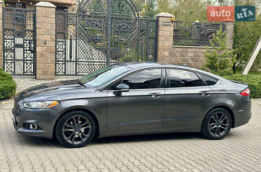 Седан Ford Fusion 2014 в 