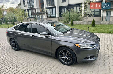 Седан Ford Fusion 2014 в 