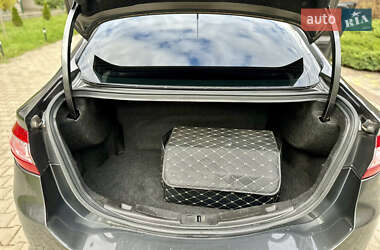 Седан Ford Fusion 2014 в 