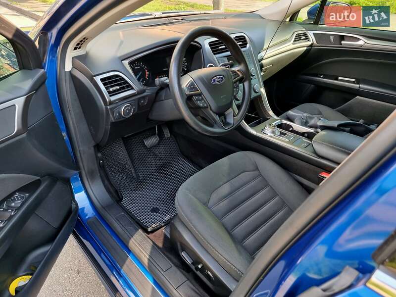 Седан Ford Fusion 2016 в Киеве фото 13 Седан Ford Fusion 2016 в Киеве