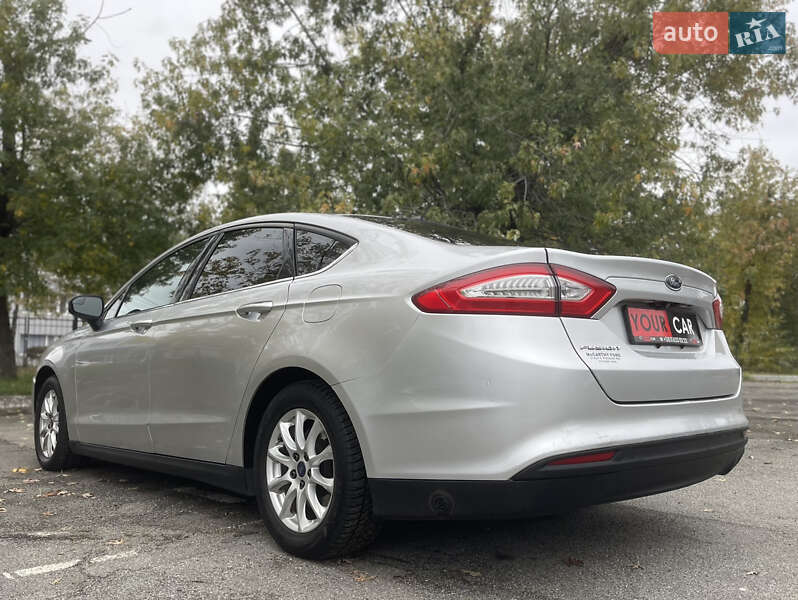 Седан Ford Fusion 2016 в Киеве фото 13 Седан Ford Fusion 2016 в Киеве