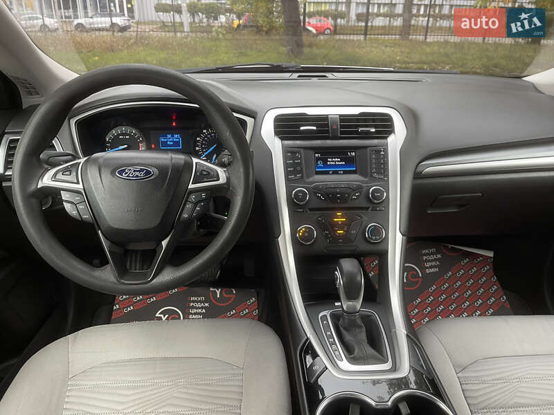 Седан Ford Fusion 2016 в Киеве фото 26 Седан Ford Fusion 2016 в Киеве