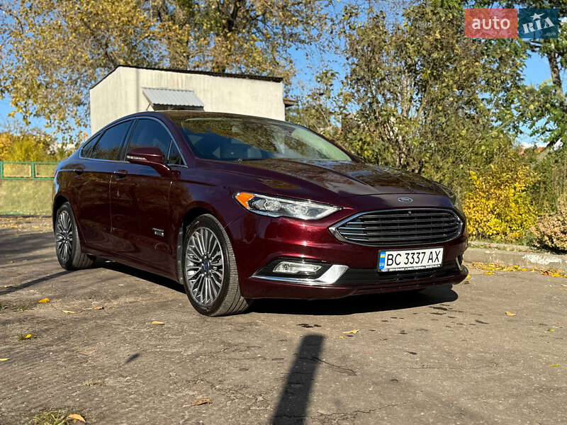 Седан Ford Fusion 2016 в Львові