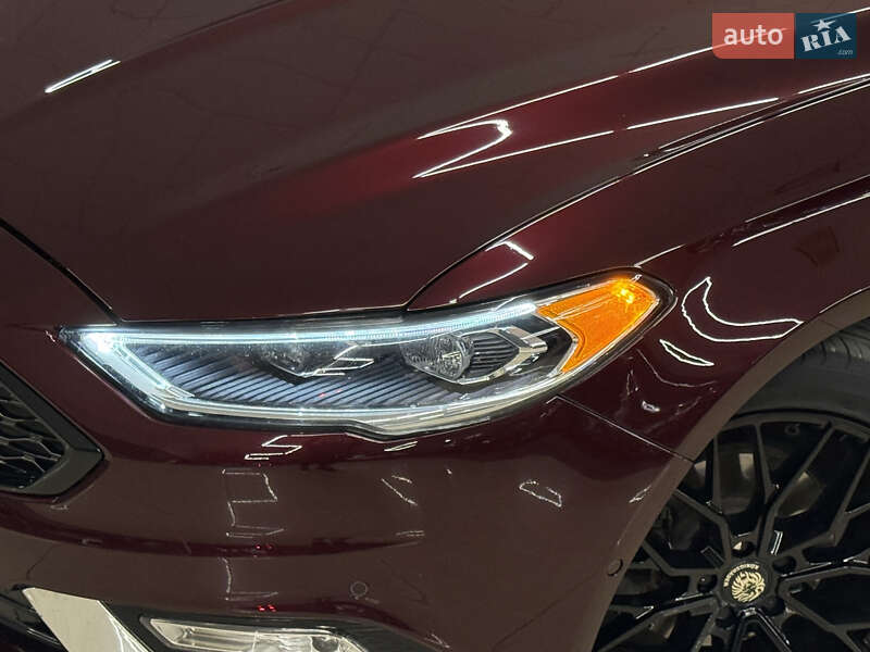 Седан Ford Fusion 2016 в Миколаєві