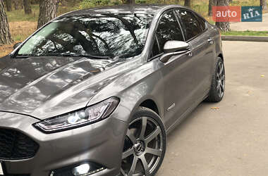 Седан Ford Fusion 2013 в  фото 9 Седан Ford Fusion 2013 в