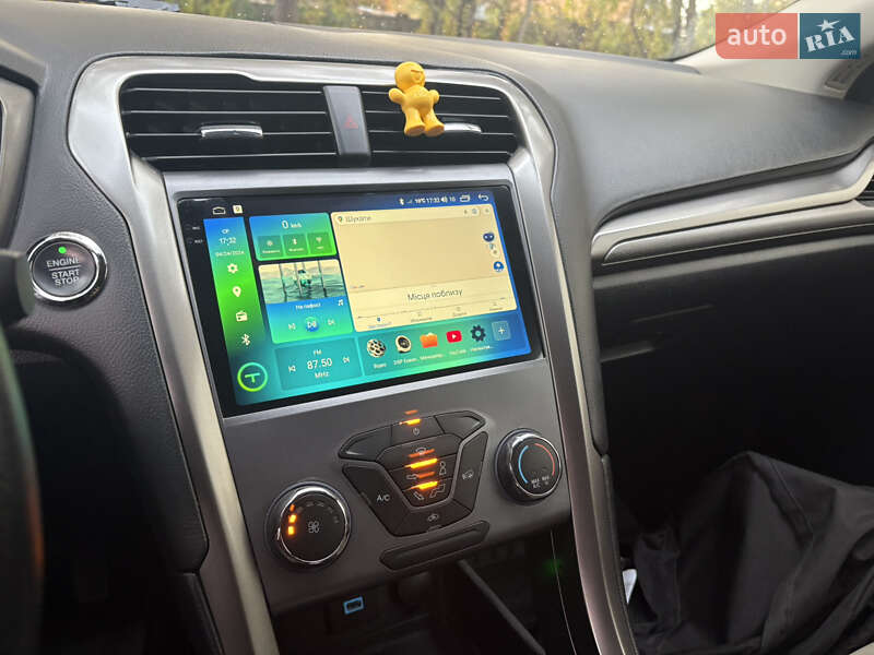 Седан Ford Fusion 2016 в Борисполі
