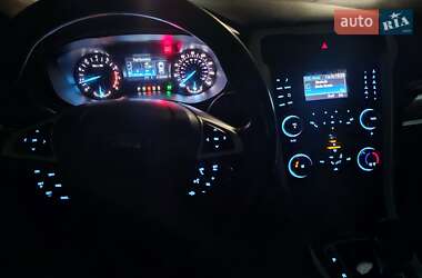 Седан Ford Fusion 2013 в Умани