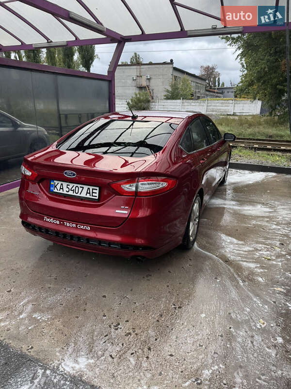 Седан Ford Fusion 2015 в Киеве