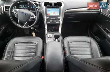 Седан Ford Fusion 2018 в  фото 8 Седан Ford Fusion 2018 в
