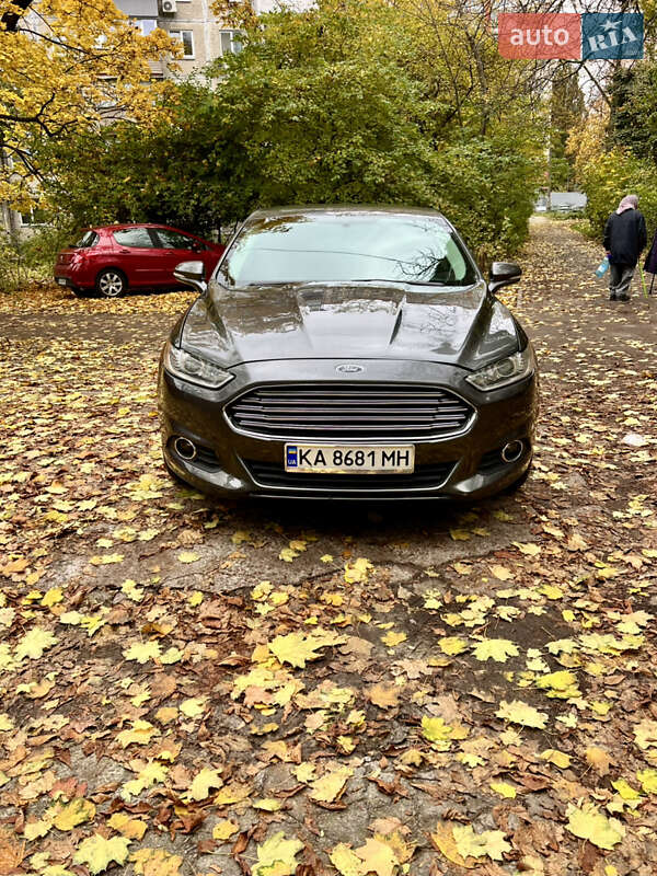 Седан Ford Fusion 2015 в Киеве