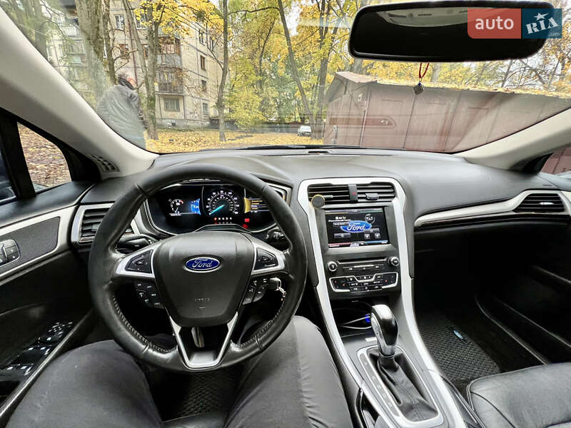Седан Ford Fusion 2015 в Киеве