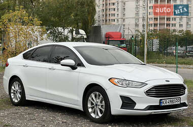 Седан Ford Fusion 2019 в Києві