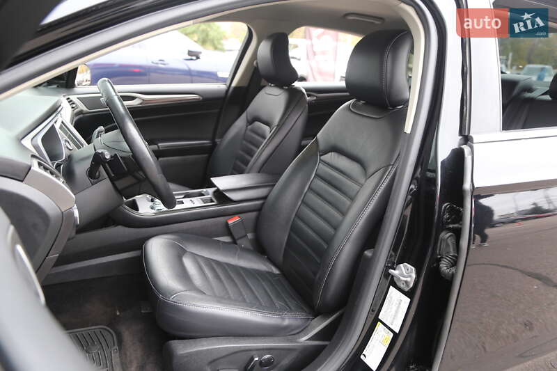 Седан Ford Fusion 2016 в Киеве