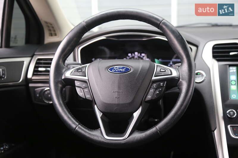 Седан Ford Fusion 2016 в Киеве