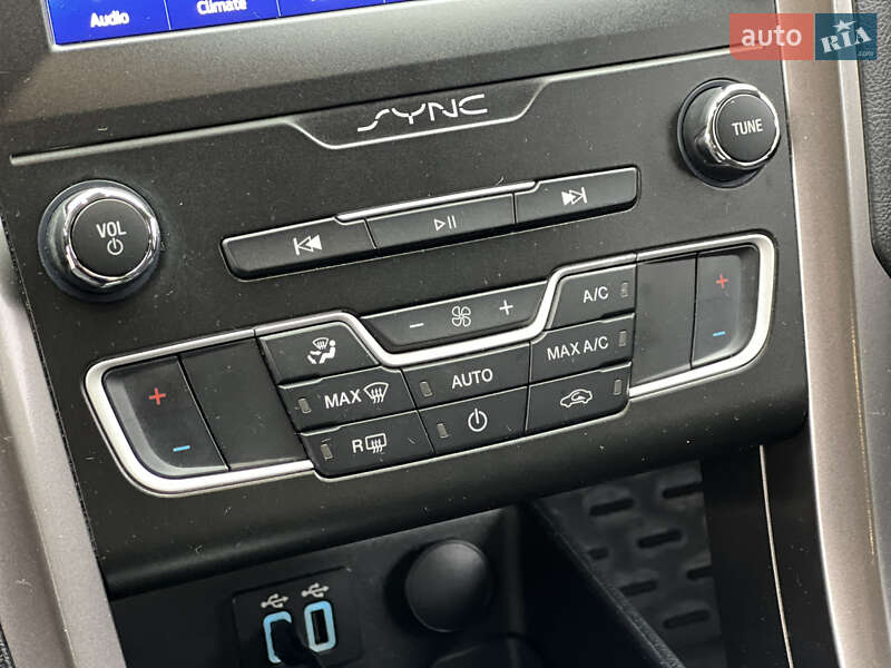 Седан Ford Fusion 2019 в Киеве