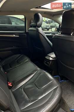 Седан Ford Fusion 2014 в 