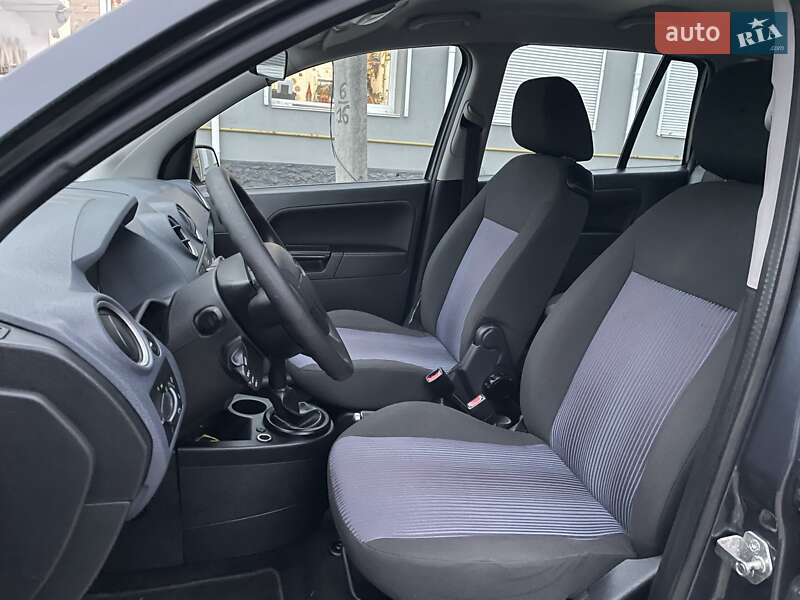 Хетчбек Ford Fusion 2008 в Вінниці