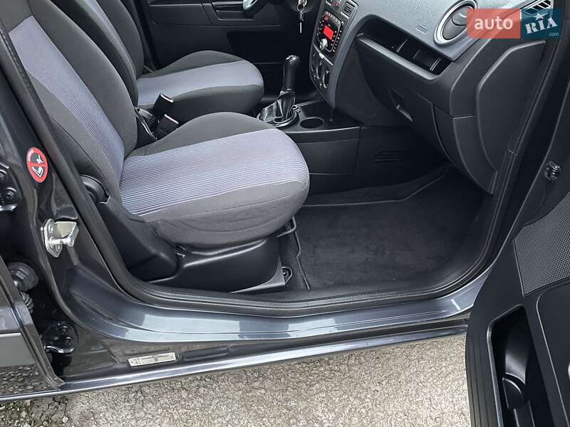 Хетчбек Ford Fusion 2008 в Вінниці