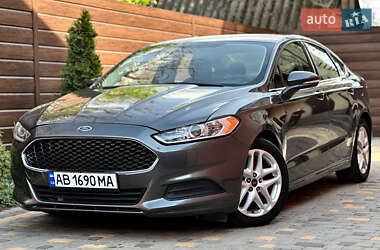 Седан Ford Fusion 2015 в 