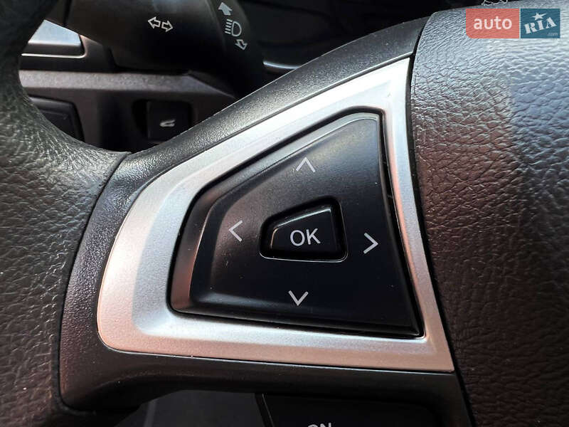 Седан Ford Fusion 2015 в Виннице
