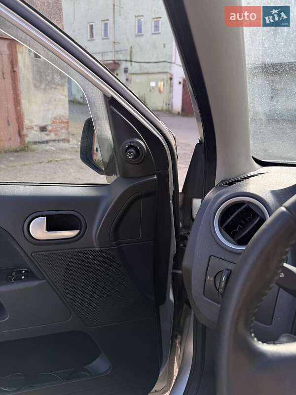 Хэтчбек Ford Fusion 2010 в Львове фото 15 Хэтчбек Ford Fusion 2010 в Львове
