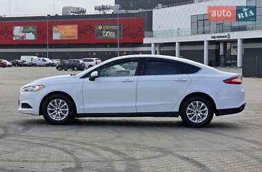 Седан Ford Fusion 2015 в  фото 17 Седан Ford Fusion 2015 в