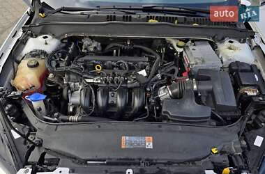 Седан Ford Fusion 2015 в  фото 47 Седан Ford Fusion 2015 в
