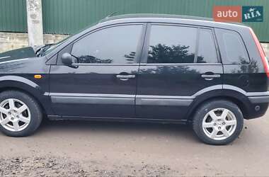 Хэтчбек Ford Fusion 2007 в 