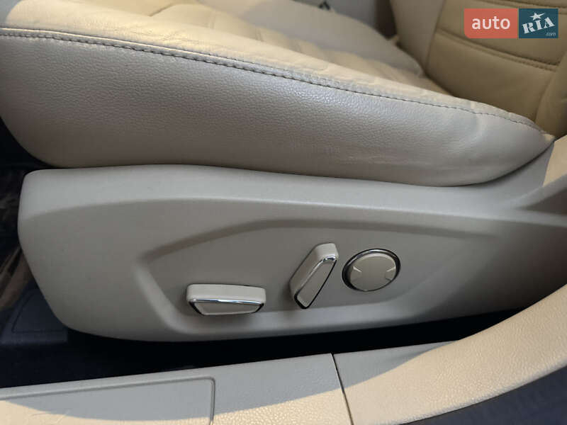 Седан Ford Fusion 2013 в Одессе