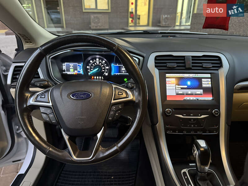 Седан Ford Fusion 2013 в Одессе