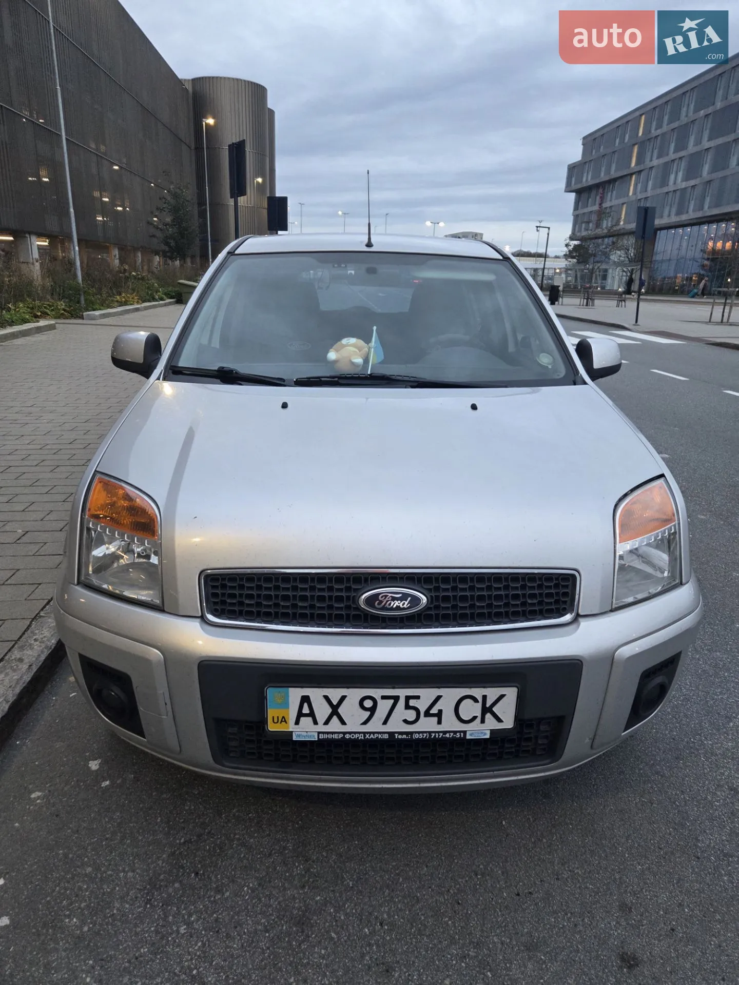 2011 Ford Fusion - мініатюра 30