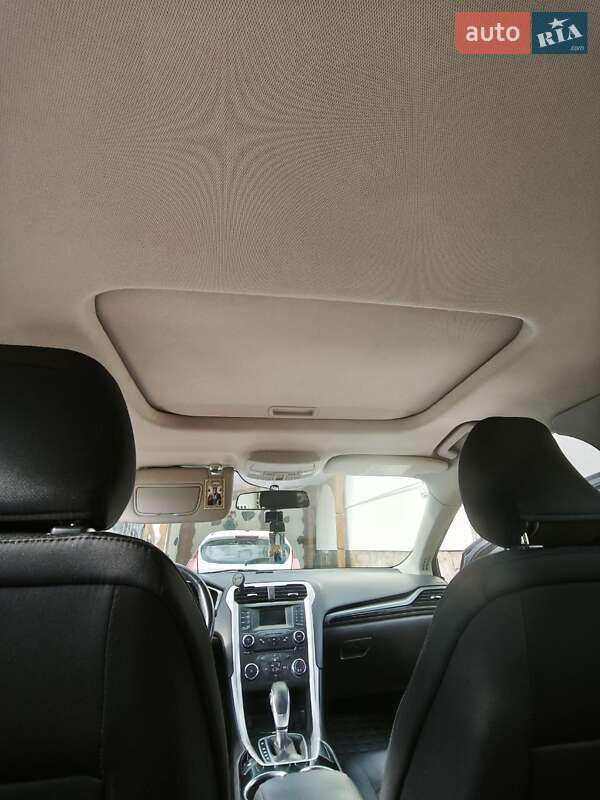 Седан Ford Fusion 2014 в Трускавці