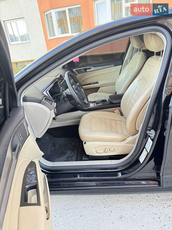 Седан Ford Fusion 2016 в Хмельницком