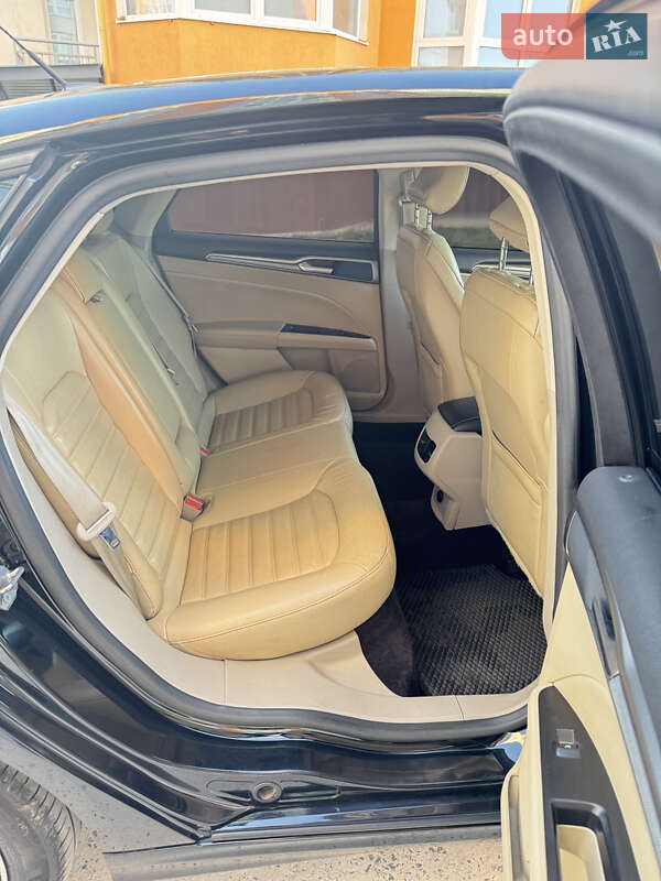 Седан Ford Fusion 2016 в Хмельницком