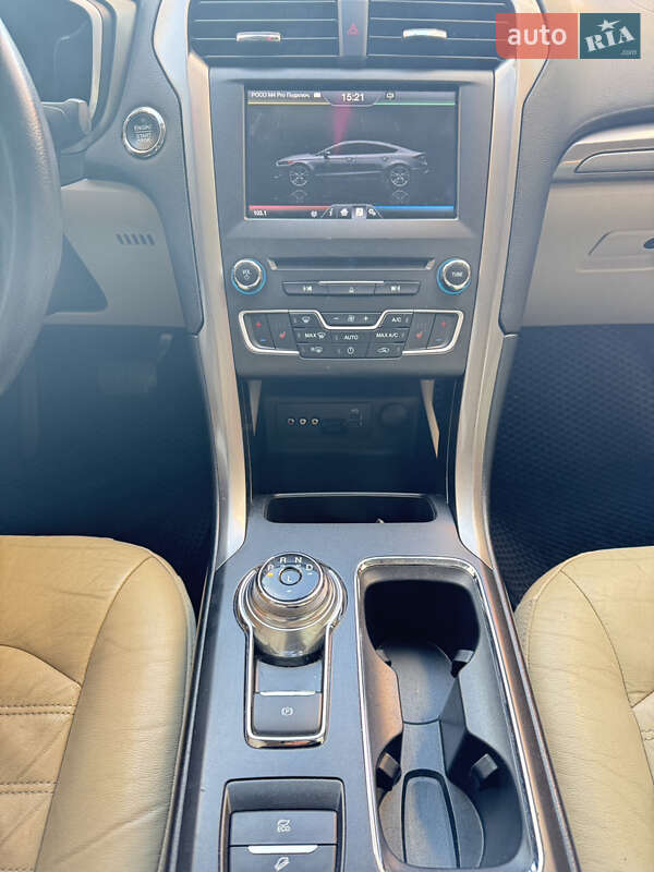 Седан Ford Fusion 2016 в Хмельницком