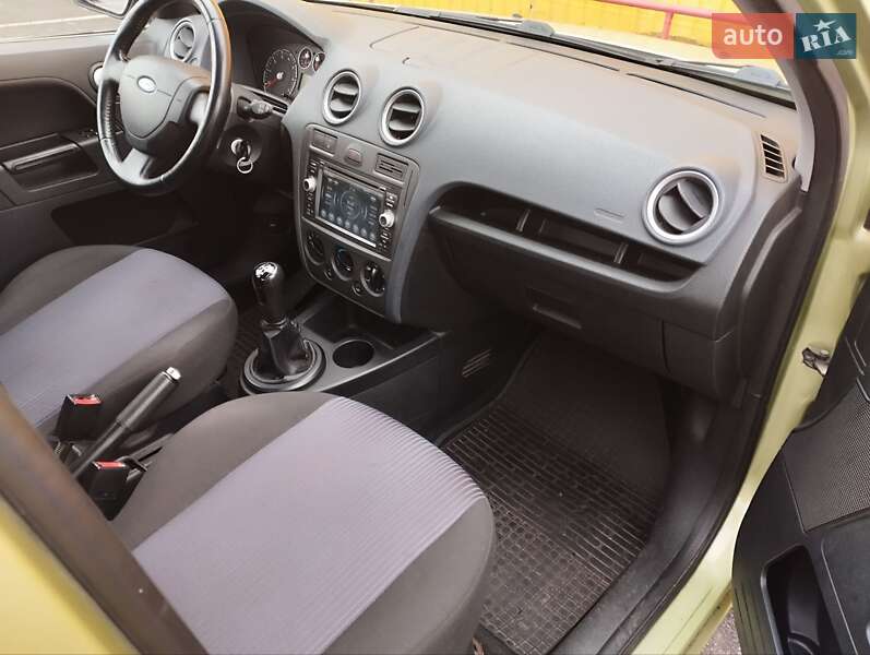 Хетчбек Ford Fusion 2007 в Житомирі фото 10 Хетчбек Ford Fusion 2007 в Житомирі