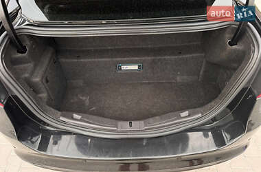 Седан Ford Fusion 2013 в 
