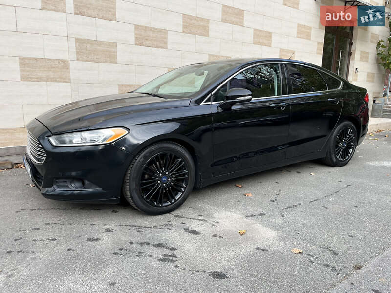 Седан Ford Fusion 2015 в Киеве