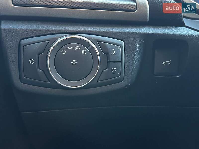 Седан Ford Fusion 2016 в Киеве