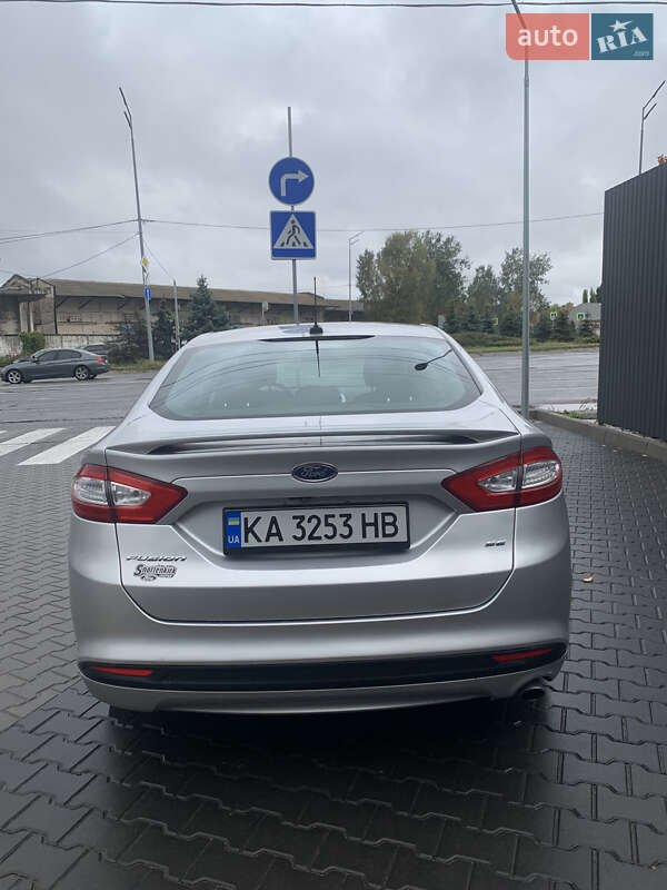 Седан Ford Fusion 2015 в Києві