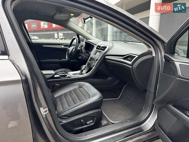 Седан Ford Fusion 2013 в Києві фото 14 Седан Ford Fusion 2013 в Києві