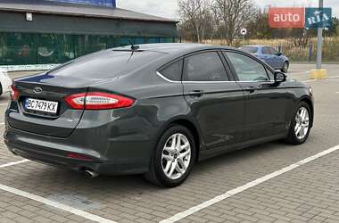 Седан Ford Fusion 2014 в 