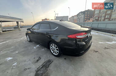 Седан Ford Fusion 2016 в Полтаві