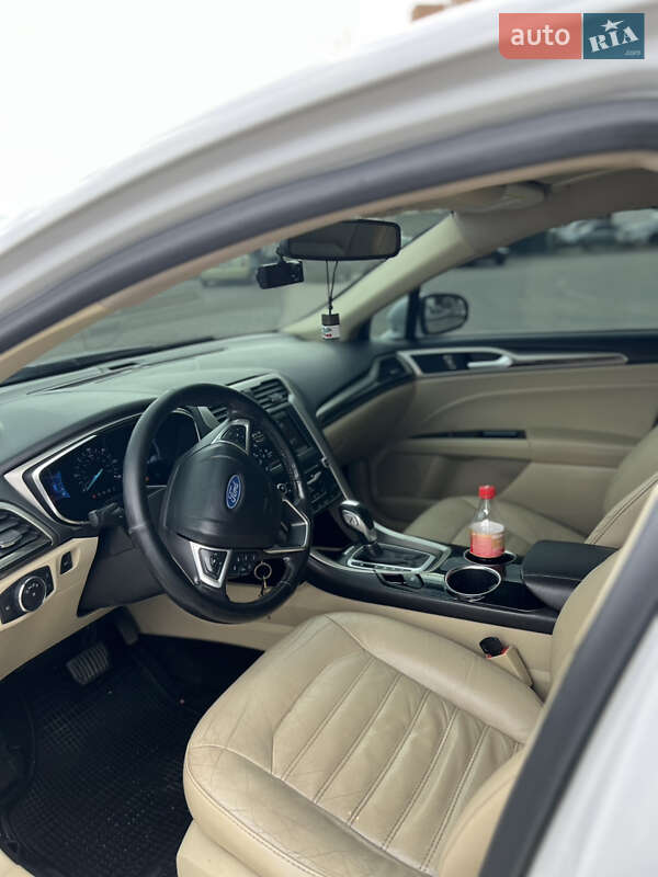 Седан Ford Fusion 2018 в Одессе