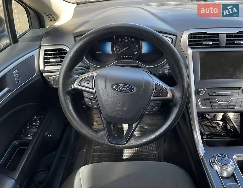 Седан Ford Fusion 2017 в Києві