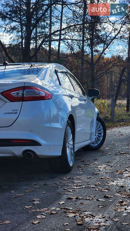 Седан Ford Fusion 2014 в Киеве фото 9 Седан Ford Fusion 2014 в Киеве