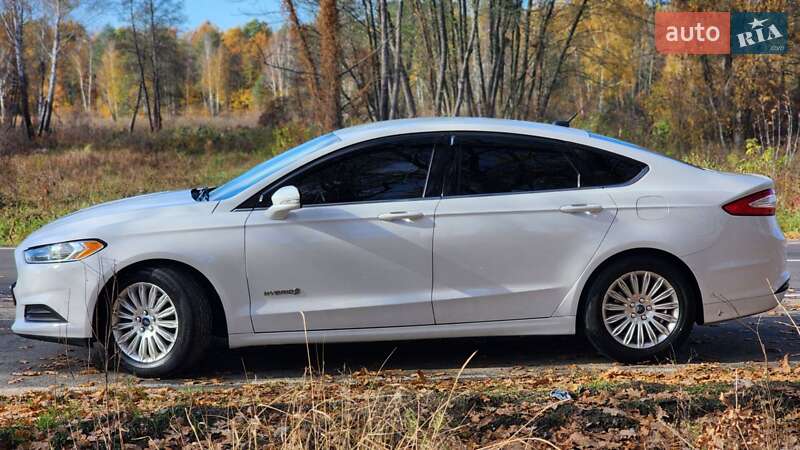 Седан Ford Fusion 2014 в Киеве фото 12 Седан Ford Fusion 2014 в Киеве