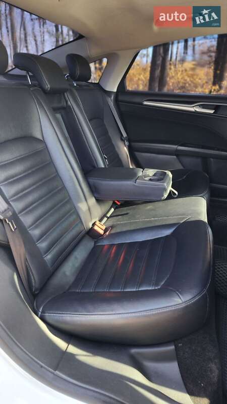 Седан Ford Fusion 2014 в Киеве фото 23 Седан Ford Fusion 2014 в Киеве